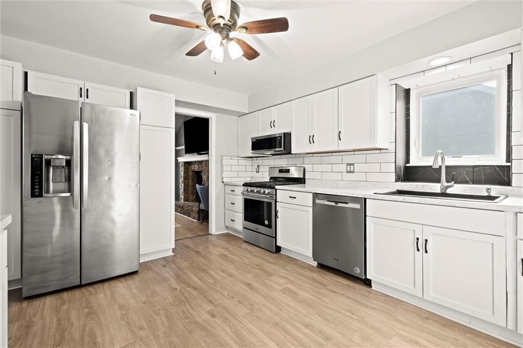 15304 W 152nd Street — photo 11
