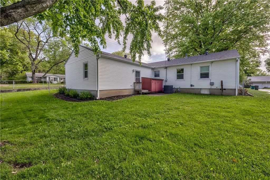7100 Maple Street — photo 21