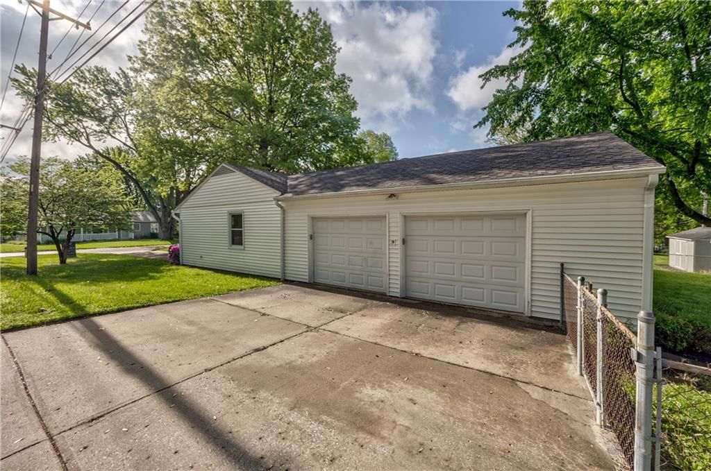 7100 Maple Street — photo 5