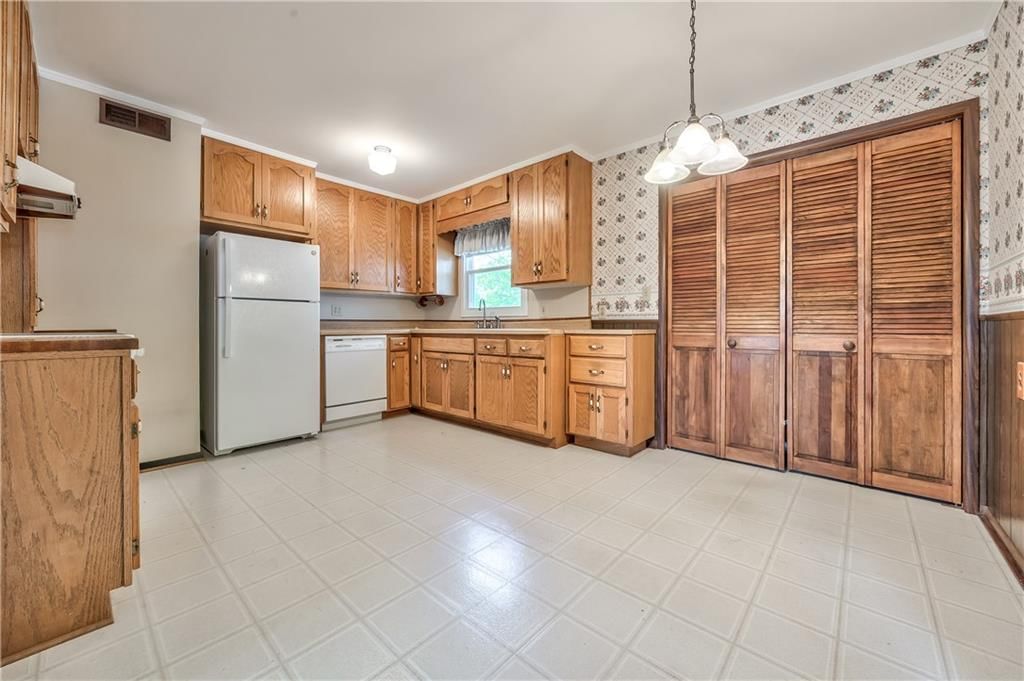 7100 Maple Street — photo 9