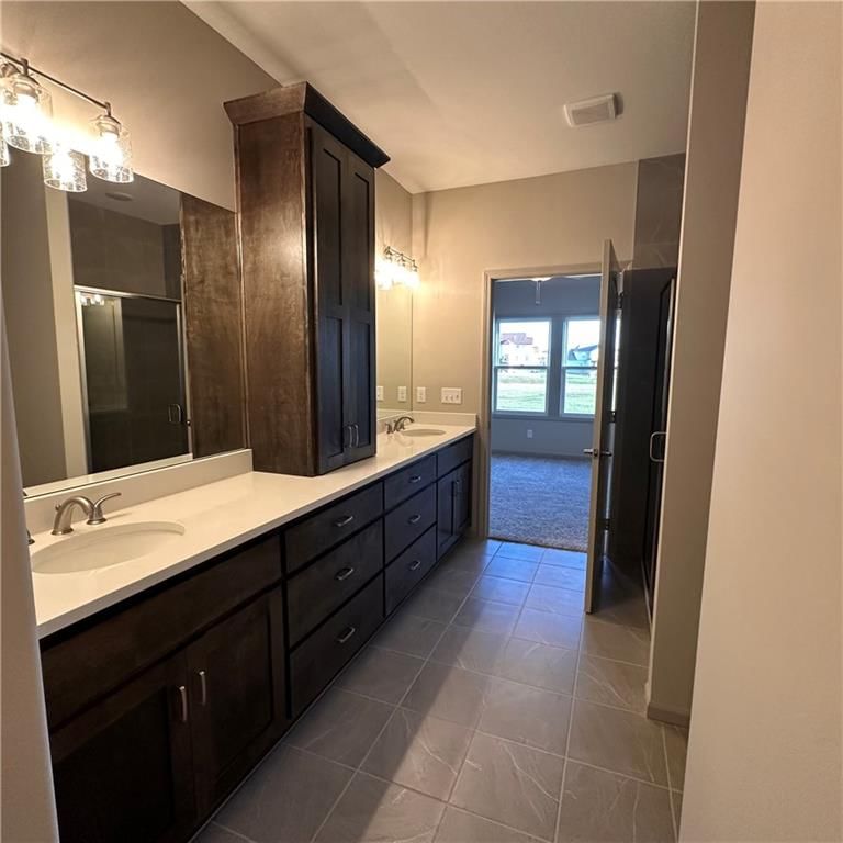 2129 Greenfield Point — photo 5