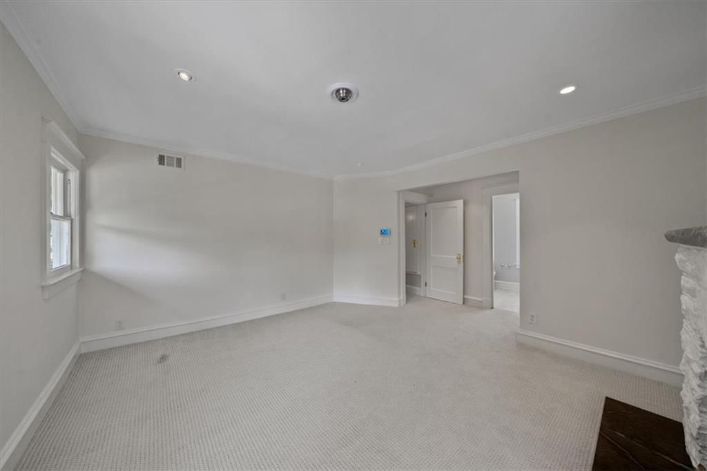 12 E 57 Street — photo 21