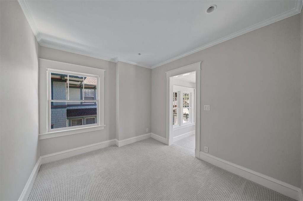 12 E 57 Street — photo 24
