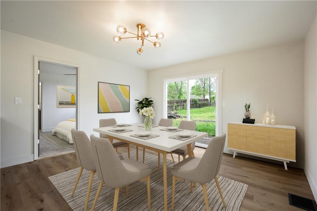 1302 W 30th Street — photo 11