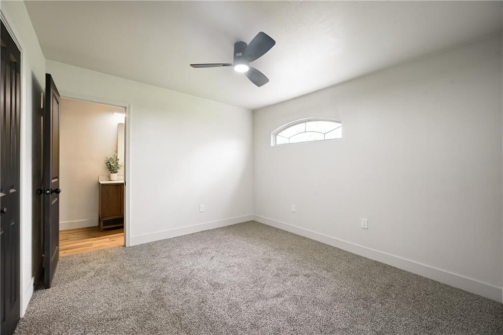 1302 W 30th Street — photo 16