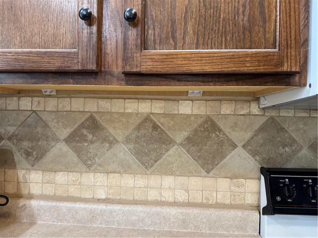 1611 Brookside Drive — photo 11