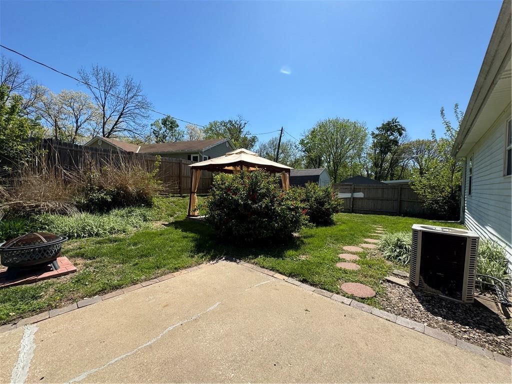 1611 Brookside Drive — photo 24