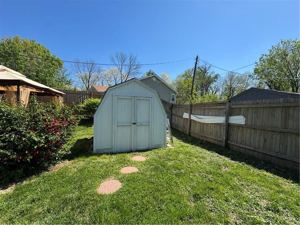 1611 Brookside Drive — photo 26