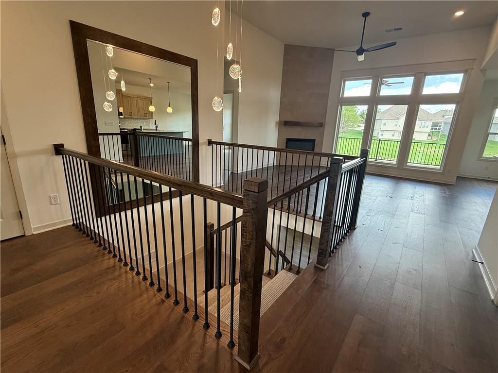2123 Greenfield Point — photo 3