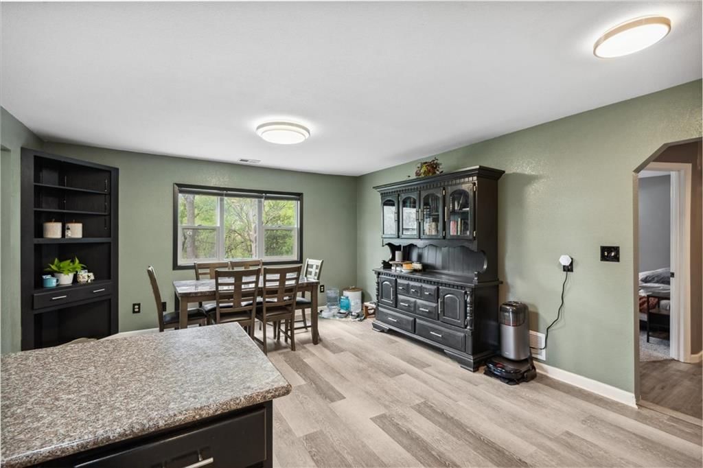 735 N 142nd Street — photo 12