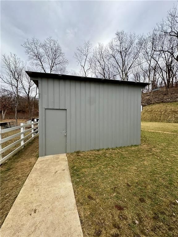 8210 Swartz Road — photo 34