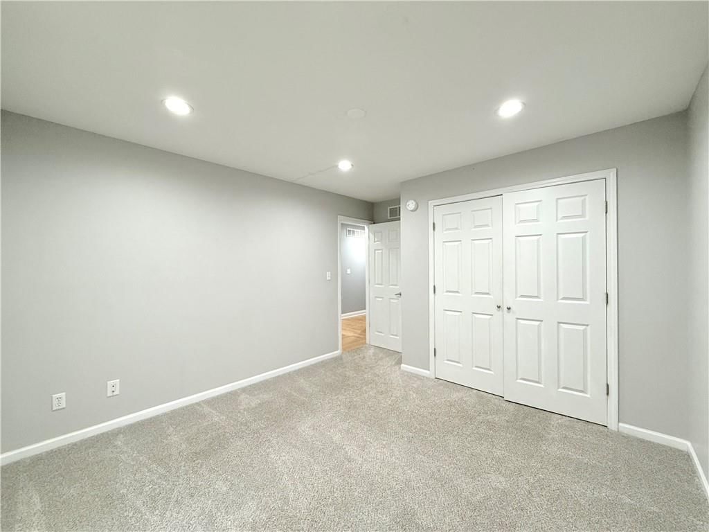 1215 Woods Drive — photo 13