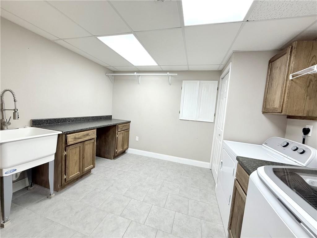 1215 Woods Drive — photo 18