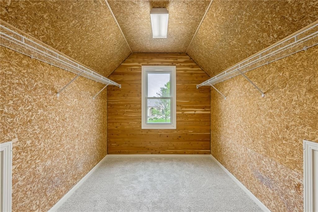 11260 N Madison Avenue — photo 27