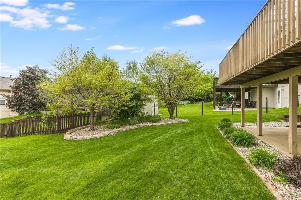 11260 N Madison Avenue — photo 39