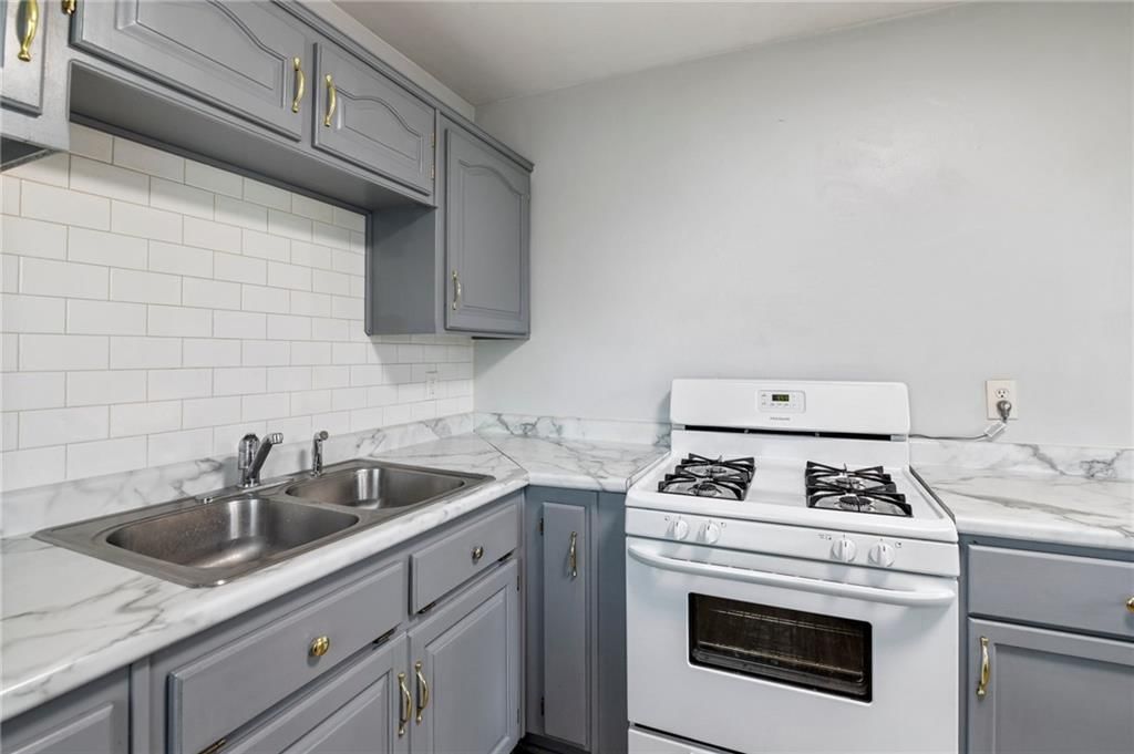 7925 Agnes Avenue — photo 7