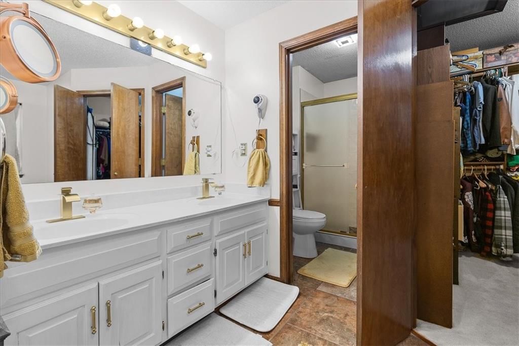 108 S Tremont Street — photo 21