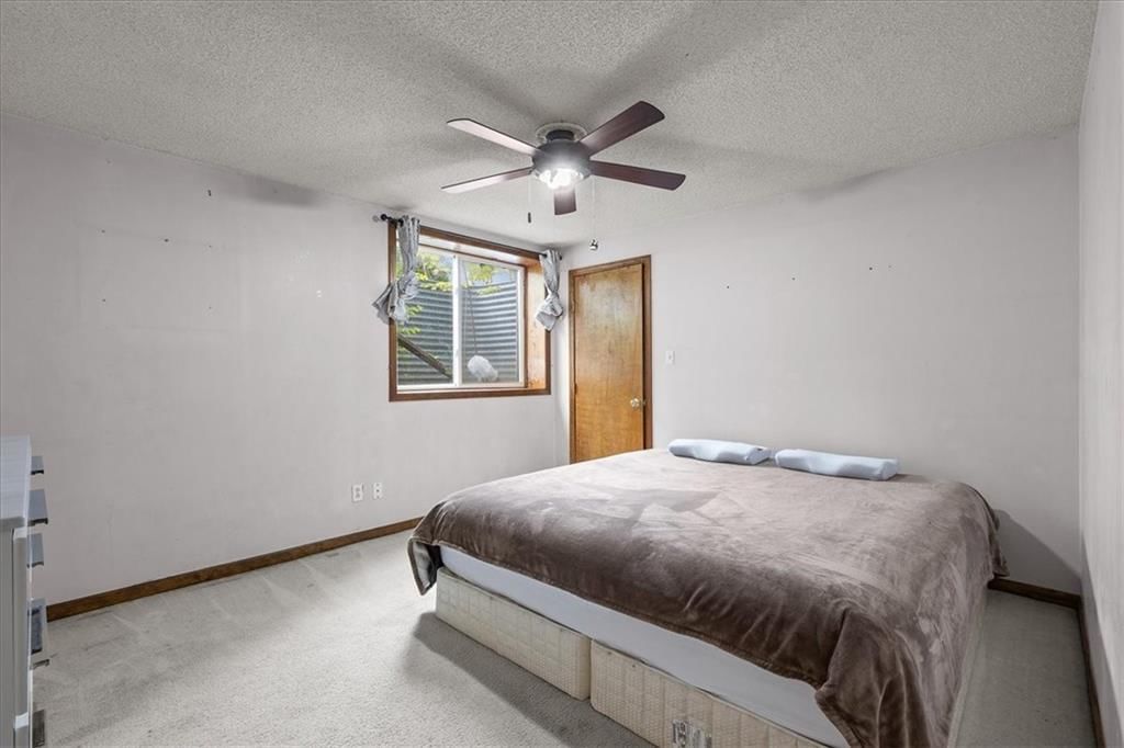 108 S Tremont Street — photo 34