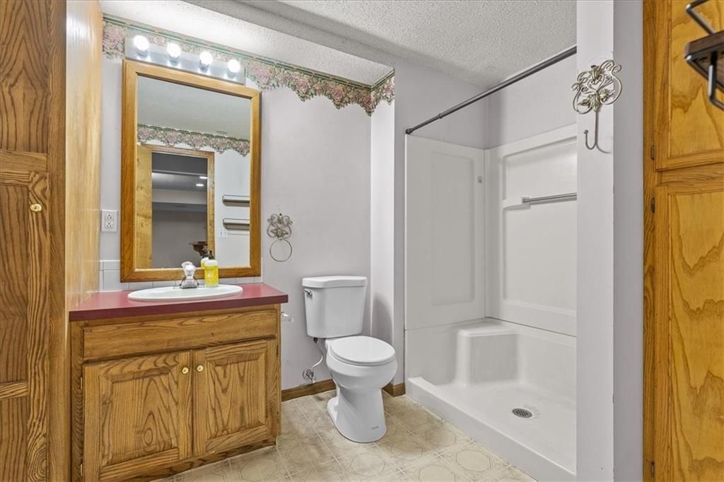 108 S Tremont Street — photo 35
