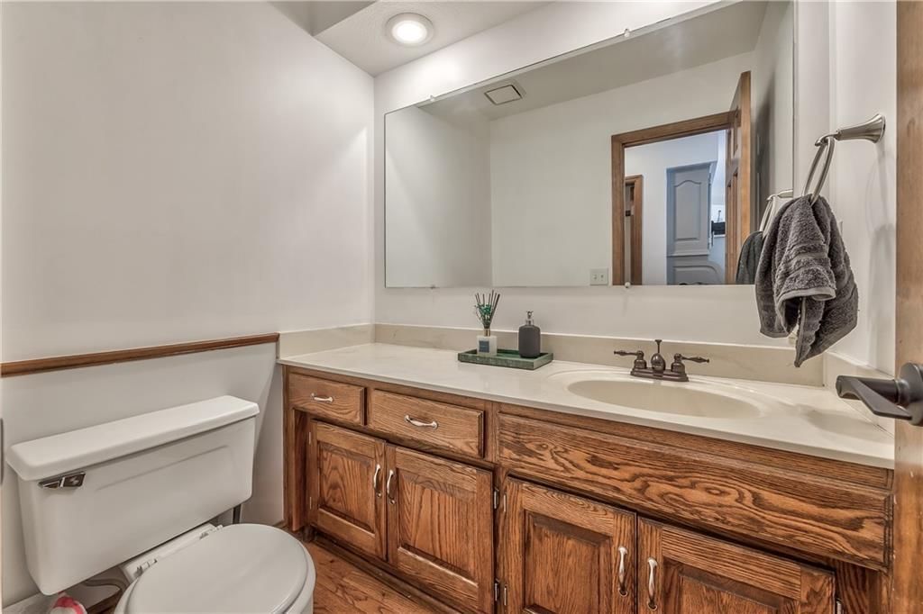 3705 NE 62nd Terrace — photo 30
