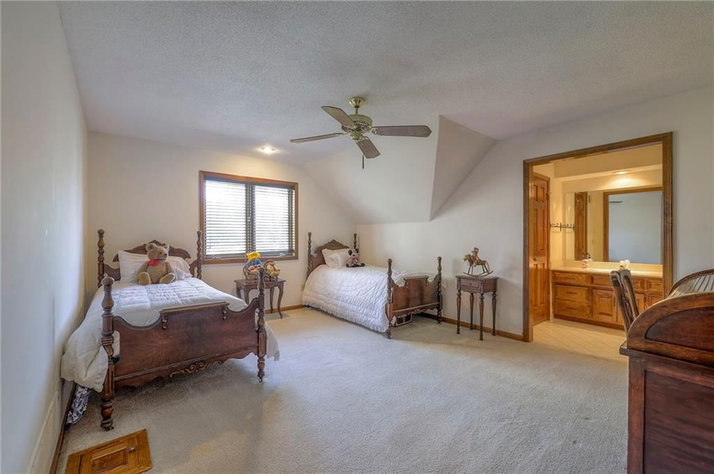 5248 W 126th Terrace — photo 59
