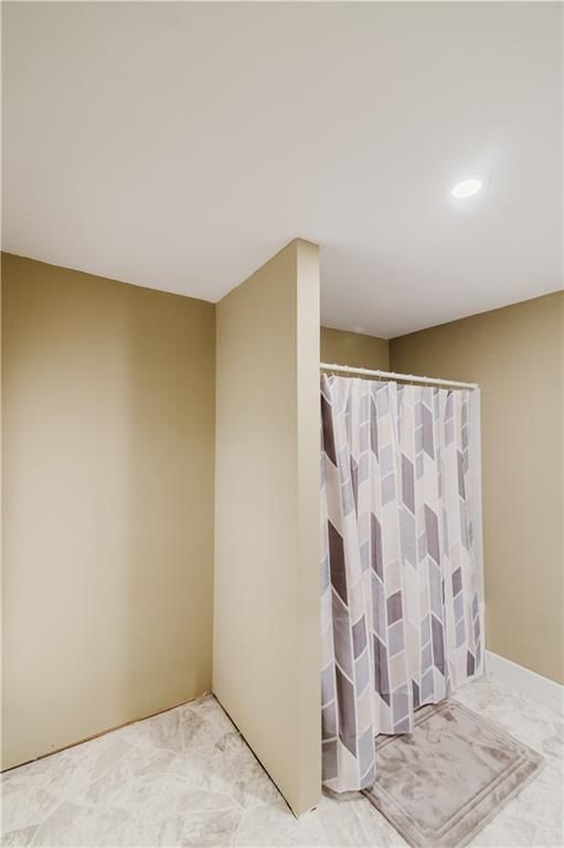 202 N Kirkwood Street — photo 76