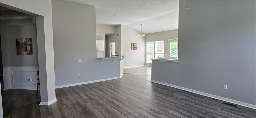 9201 N Harrison Street — photo 9