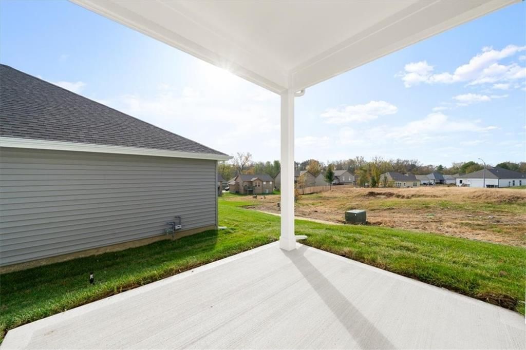 12214 N Rhode Court — photo 17