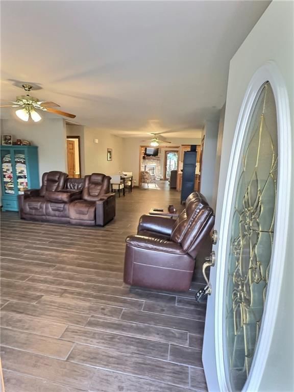 309 W Hillcrest Drive — photo 17