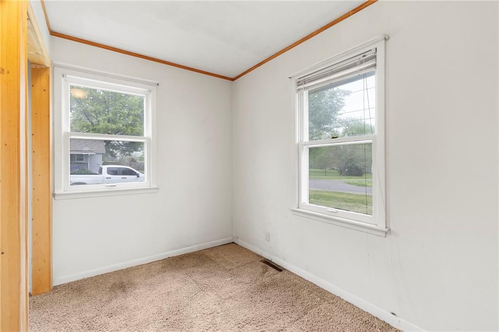 100 S Crittenden Street — photo 14