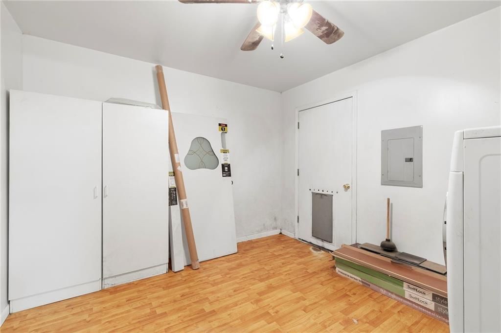 100 S Crittenden Street — photo 20