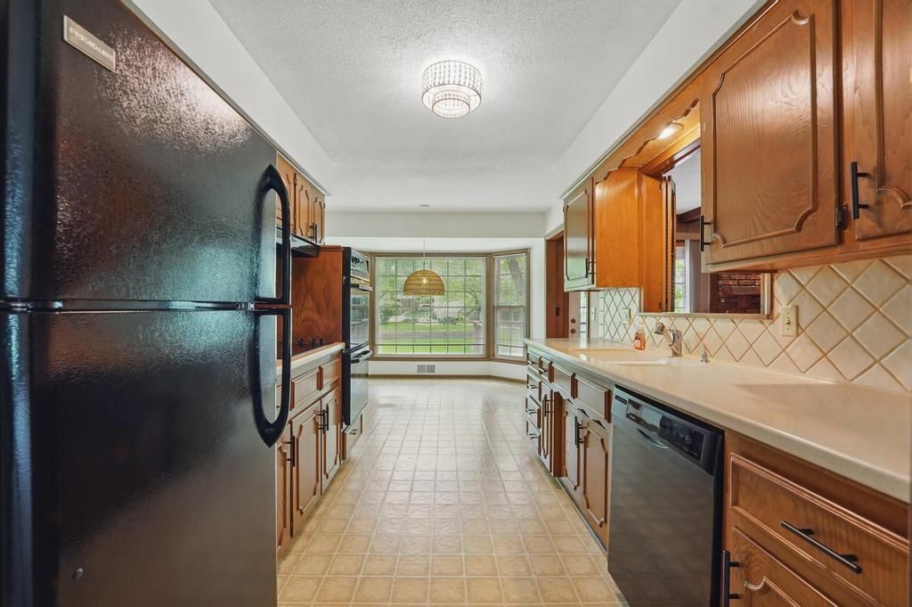 10445 Walnut Drive — photo 12