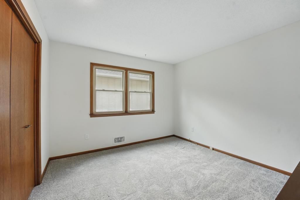 10445 Walnut Drive — photo 17