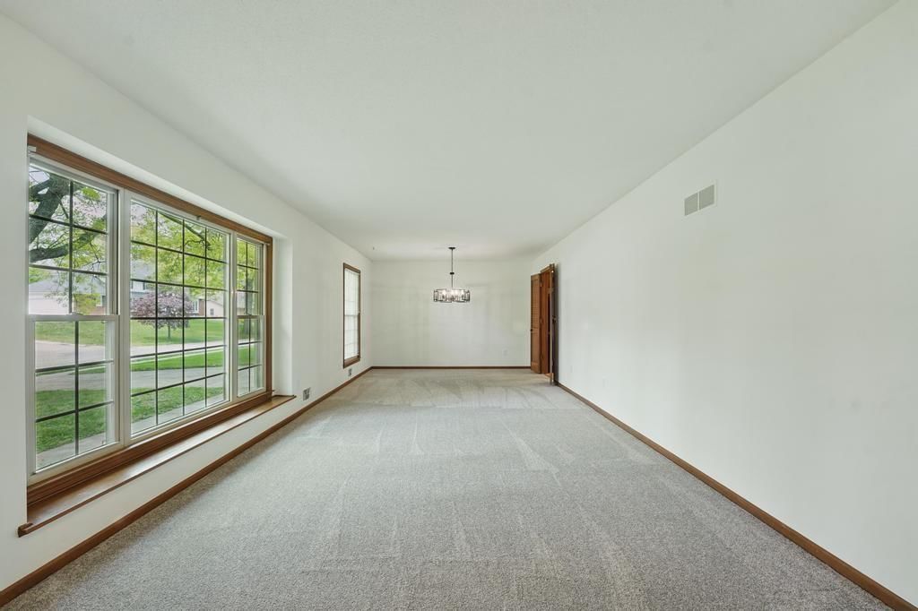 10445 Walnut Drive — photo 7