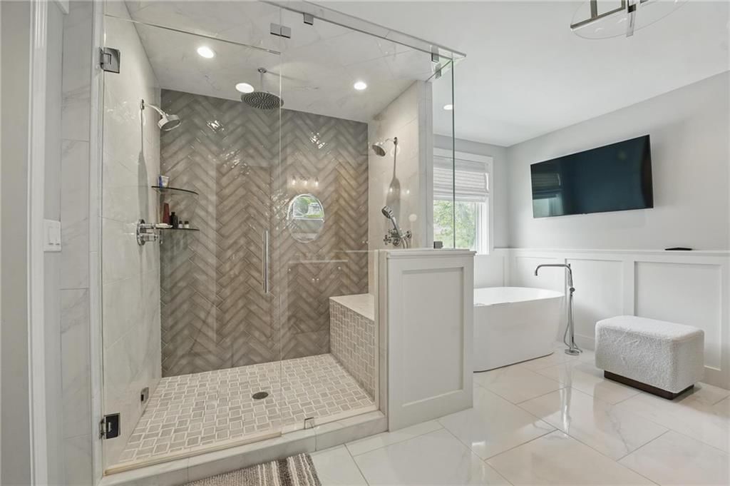 12413 Howe Drive — photo 32