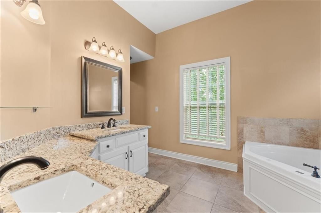 16121 S Matt Court — photo 25