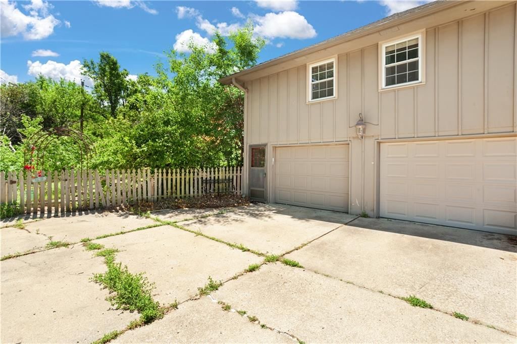 3311 S Crane Street — photo 5