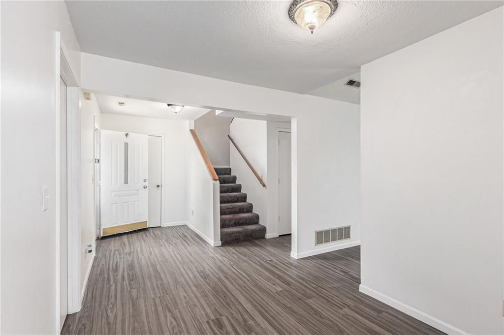 533 Eldridge Street — photo 11
