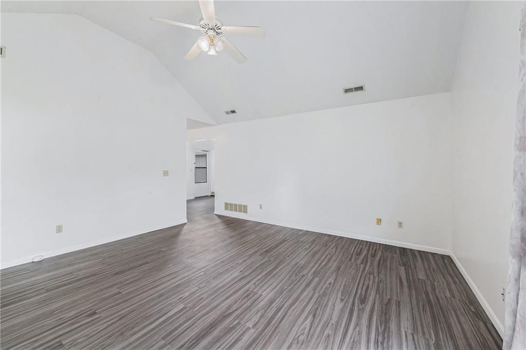 533 Eldridge Street — photo 14