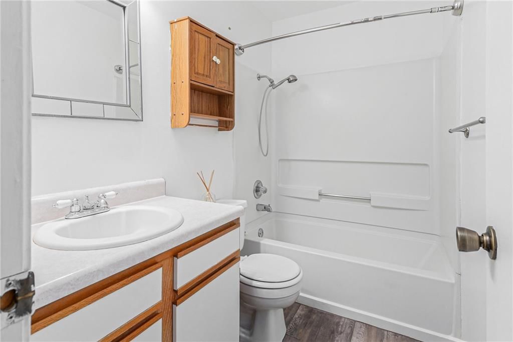 533 Eldridge Street — photo 19