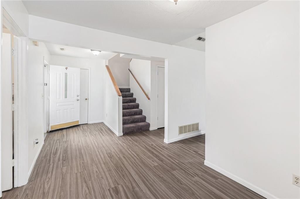 533 Eldridge Street — photo 6