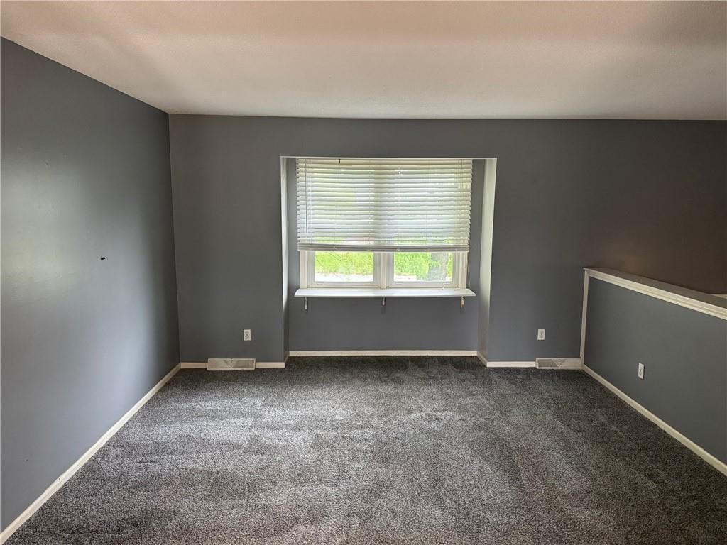 8408 NW 68th Street — photo 2