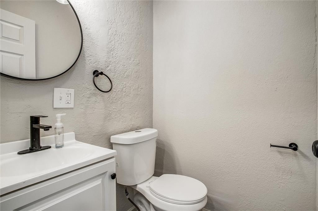 813 Isley Boulevard — photo 8