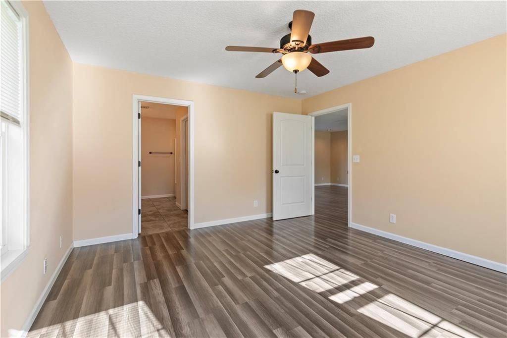 408 Wyandotte Avenue — photo 15