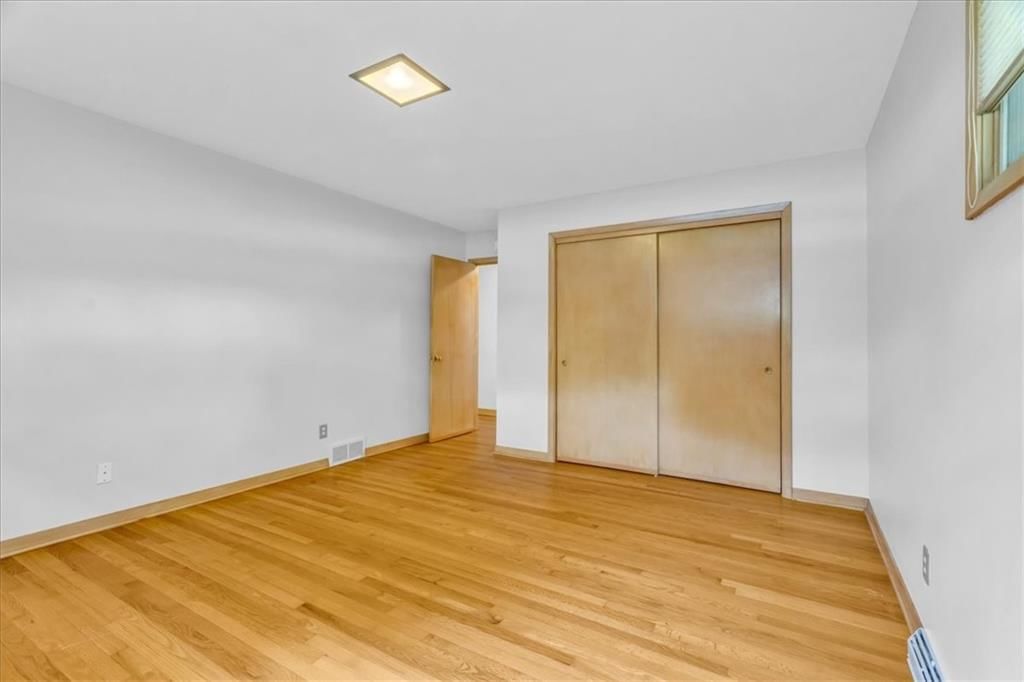 208 W 112th Street — photo 15
