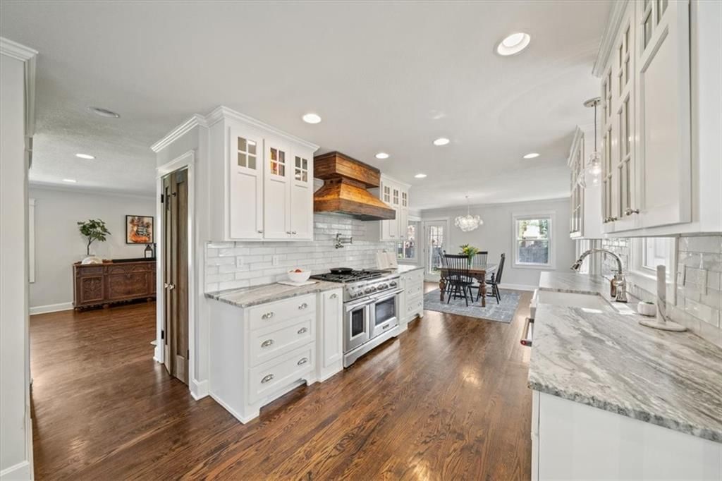 8705 Grandview Street — photo 12