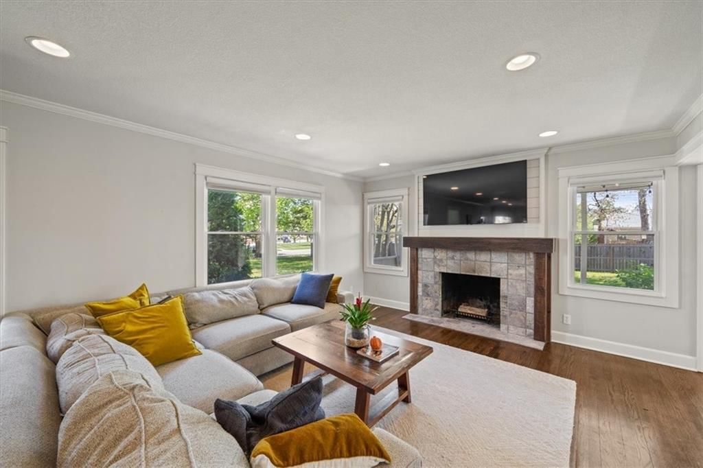 8705 Grandview Street — photo 5