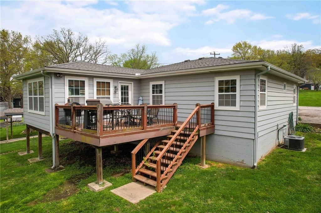 25 P Street, Lake Lotawana