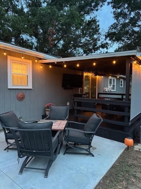 1031 N 18th Place — photo 29
