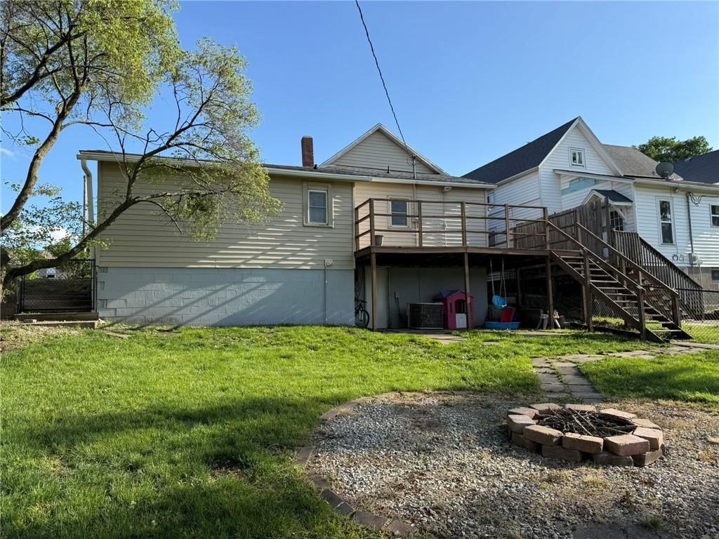 313 E 4th Street — photo 3